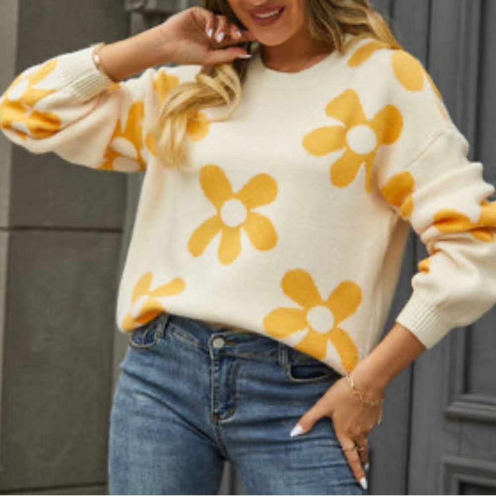 Epretty 70’s Flower Sweater.